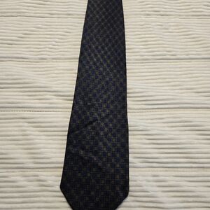 Elegant Blue and Gold Men's Tie
